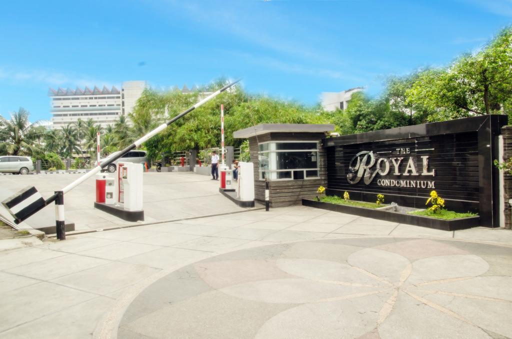 Royal Suite Condotel Медан Екстериор снимка