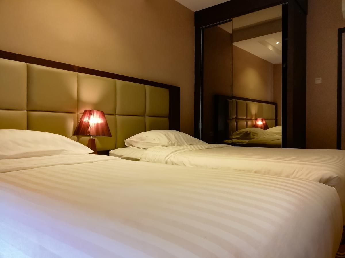 Royal Suite Condotel Медан Екстериор снимка